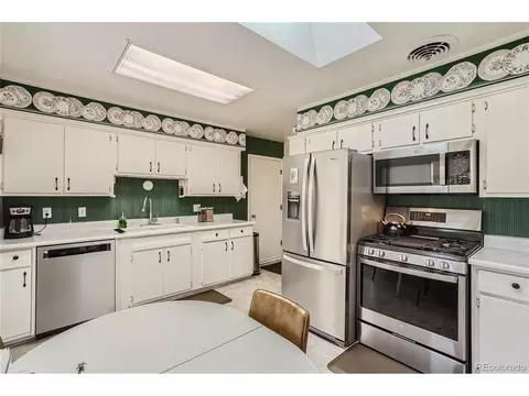 6542 E Dickenson Pl, Denver, CO 80224 photo 9