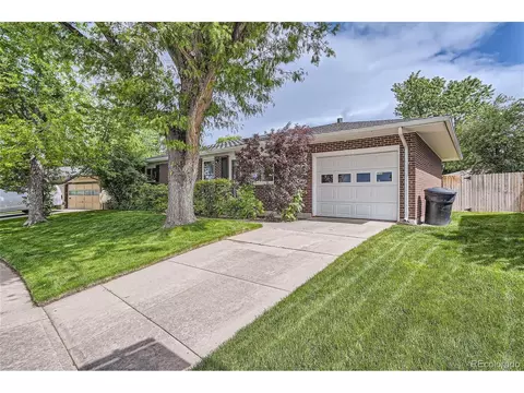 6542 E Dickenson Pl, Denver, CO 80224 photo 2