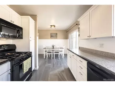 6147 Moore St, Arvada, CO 80004 photo 7