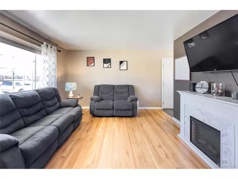 6147 Moore St, Arvada, CO 80004 photo 3