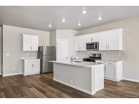 Kitchen - 964 Cascade Falls St, Severance, CO 80550 photo 3 of 4