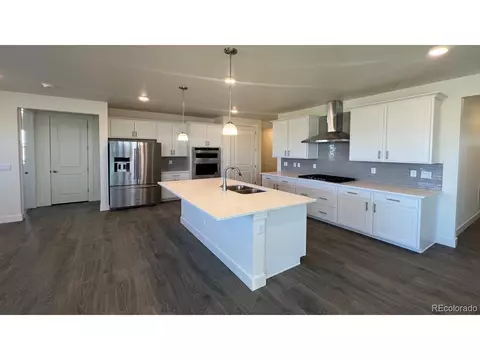 1153 Clara View Dr, Berthoud, CO 80513 photo 4