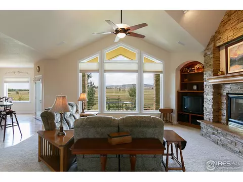 2116 Jones Pl, Berthoud, CO 80513 photo 5