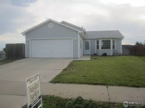 3042 Hawk Dr, Evans, CO 80620 photo 1