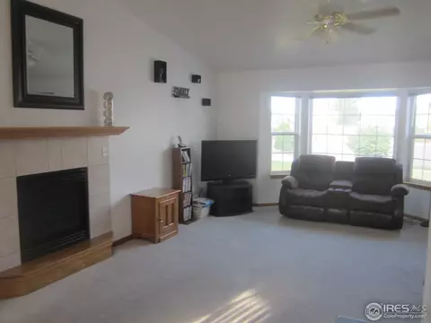 3042 Hawk Dr, Evans, CO 80620 photo 2
