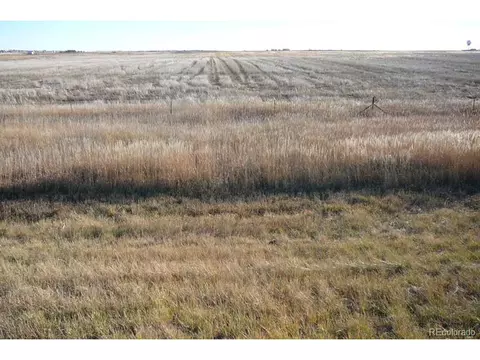 Manila, Bennett, CO 80102 photo 8