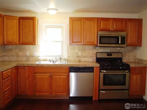 322 Bimson Ave, Berthoud, CO 80513 photo 6