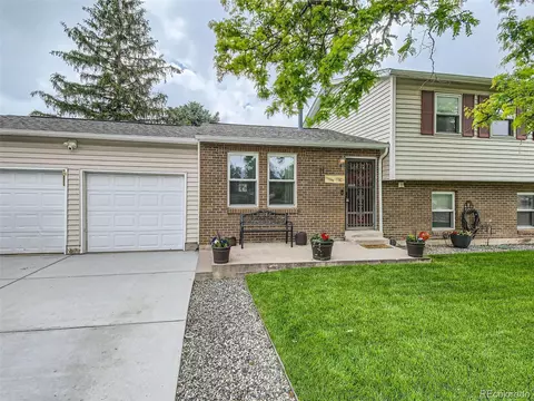 10898 Roseanna Dr, Northglenn, CO 80234