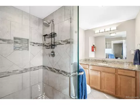 Bath - 5395 E Custer Pl, Denver, CO 80246 photo 1 of 2