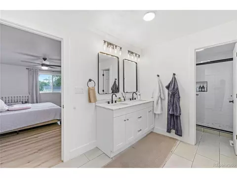 Bath - 4151 E 115th Pl, Denver, CO 80233 photo 1 of 5