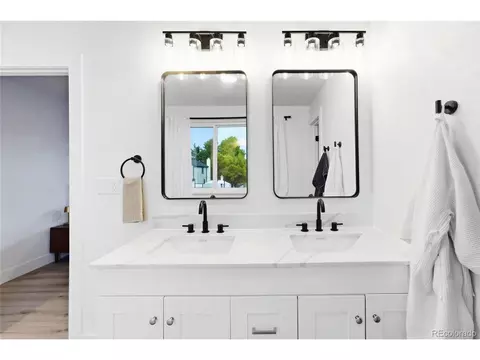 Bath - 4151 E 115th Pl, Denver, CO 80233 photo 2 of 5