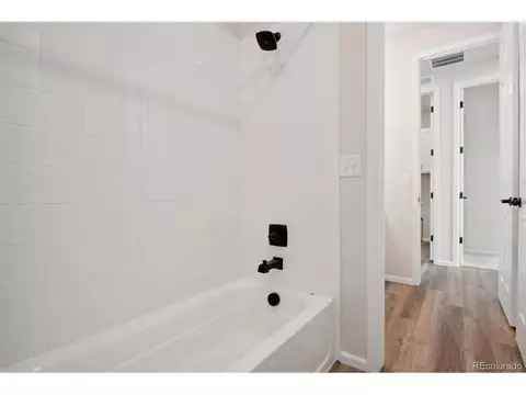 27666 E Byers Pl, Aurora, CO 80018 photo 10
