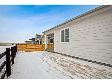 27666 E Byers Pl, Aurora, CO 80018 photo 18