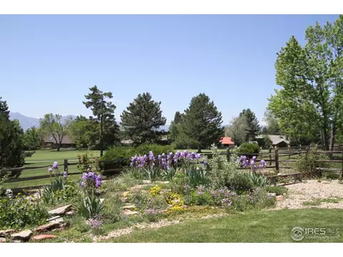 4757 Tanglewood Trl, Boulder, CO 80301 photo 4