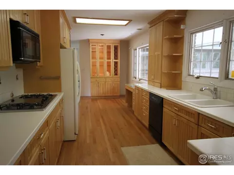 4757 Tanglewood Trl, Boulder, CO 80301 photo 12