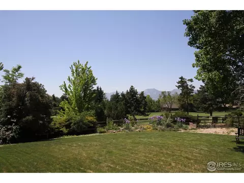 4757 Tanglewood Trl, Boulder, CO 80301 photo 8