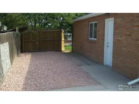 941 Locust Pl, Thornton, CO 80229 photo 3