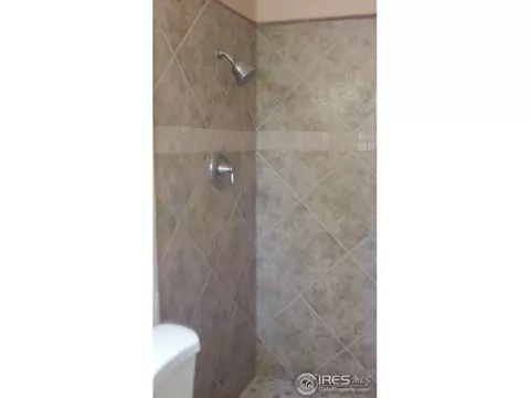 941 Locust Pl, Thornton, CO 80229 photo 13