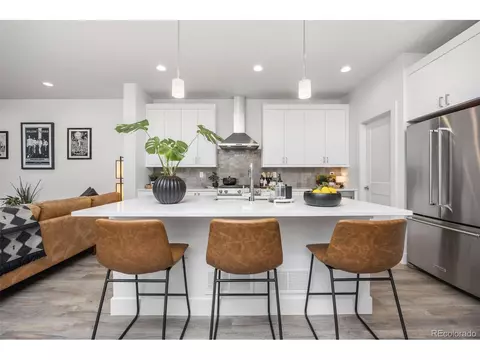 21482 E 60th Ave, Aurora, CO 80019 photo 9