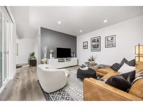 21482 E 60th Ave, Aurora, CO 80019 photo 11