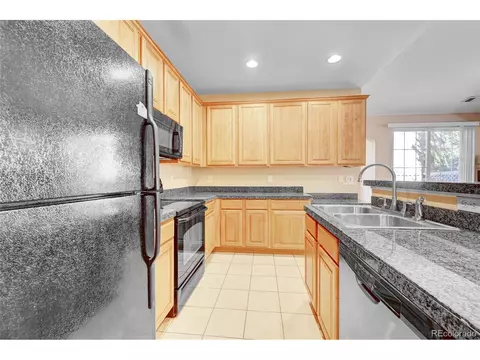 15193 E 16th Dr, Aurora, CO 80011 photo 9