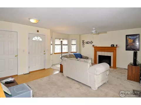 1006 Glacier Ct, Windsor, CO 80550 photo 2