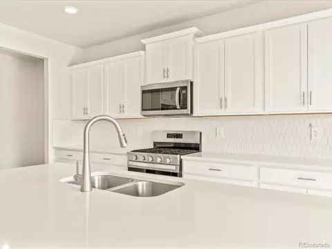 24007 E Atlantic Pl, Aurora, CO 80018 photo 9
