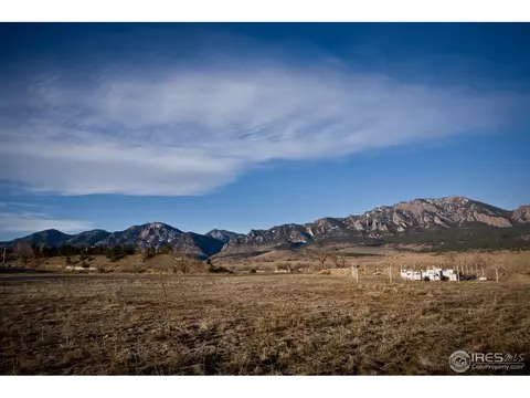 5325 Eldorado Springs Dr, Boulder, CO 80305 photo 2