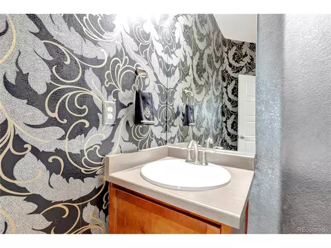Undisclosed, Aurora, CO 80018 photo 12
