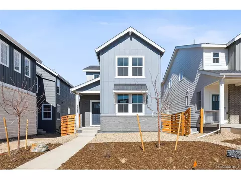 3325 N Coolidge Way, Aurora, CO 80019