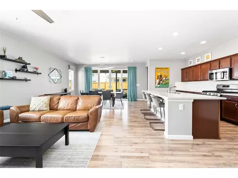 27859 E 7th Pl, Aurora, CO 80018 photo 5