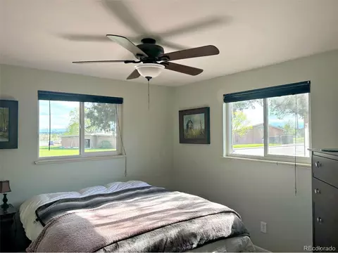 1129 Douglas Dr, Denver, CO 80221 photo 8