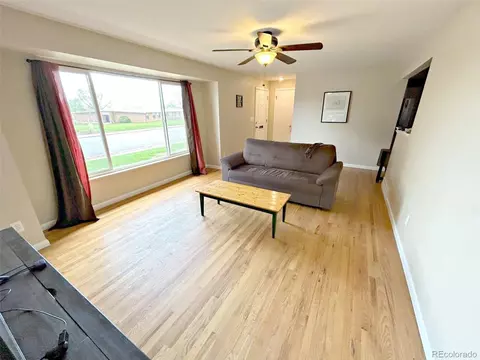 1129 Douglas Dr, Denver, CO 80221 photo 2