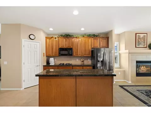 22166 E Chestnut Pl, Aurora, CO 80016 photo 12