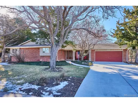5839 S Logan Ct, Centennial, CO 80121