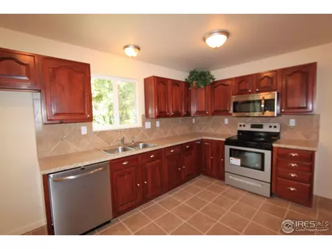 1932 28th Ave, Greeley, CO 80634 photo 2