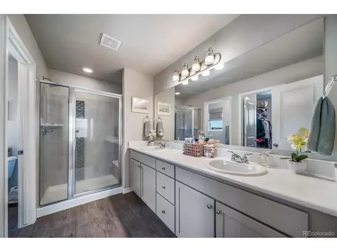 Bath - 8108 Kittrick Pl, Peyton, CO 80831 photo 1 of 3