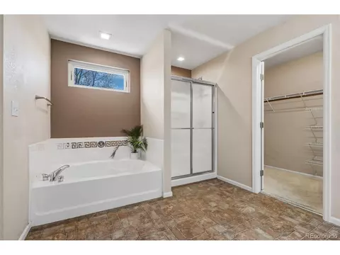 Bath - 21518 E 48th Pl, Denver, CO 80249 photo 2 of 5