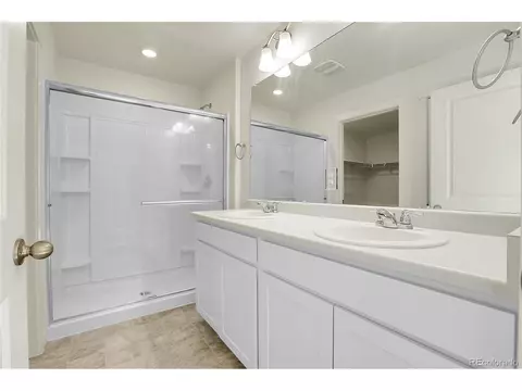 Bath - 45840 Laceleaf Dr, Bennett, CO 80102 photo 2 of 5