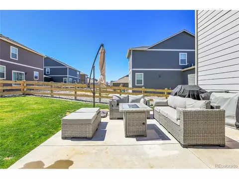 Exterior - 45840 Laceleaf Dr, Bennett, CO 80102 photo 9 of 11