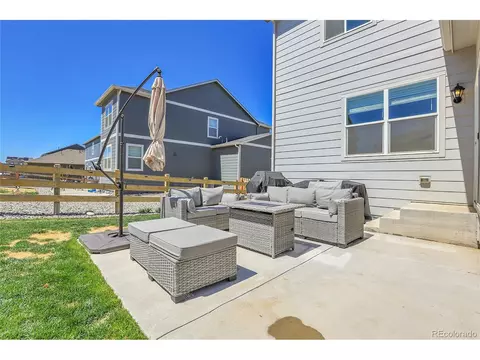 Exterior - 45840 Laceleaf Dr, Bennett, CO 80102 photo 4 of 11
