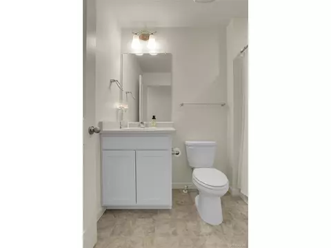 Bath - 45840 Laceleaf Dr, Bennett, CO 80102 photo 5 of 5