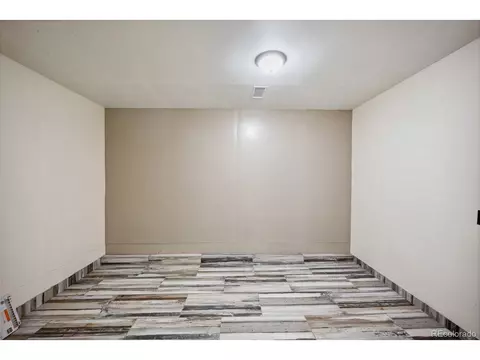 Undisclosed, Denver, CO 80239 photo 13