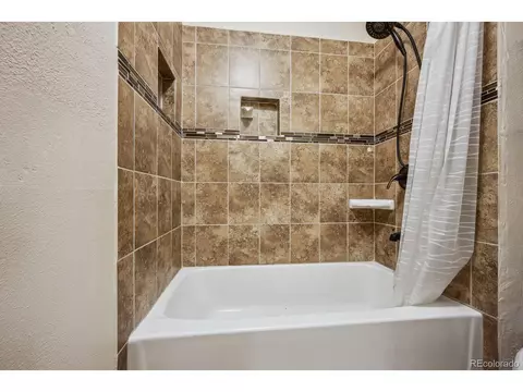 Undisclosed, Denver, CO 80239 photo 18