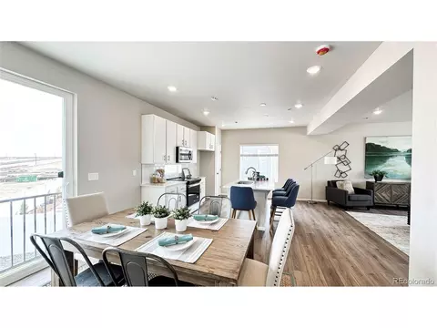 21871 E 38th Pl, Aurora, CO 80019 photo 24
