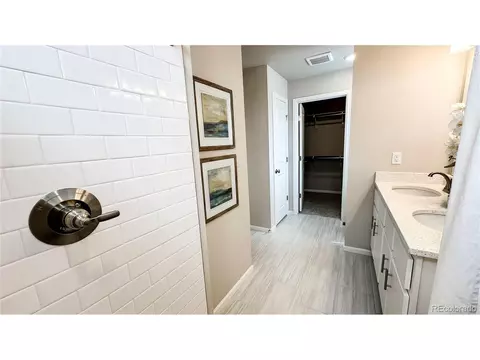 21871 E 38th Pl, Aurora, CO 80019 photo 40