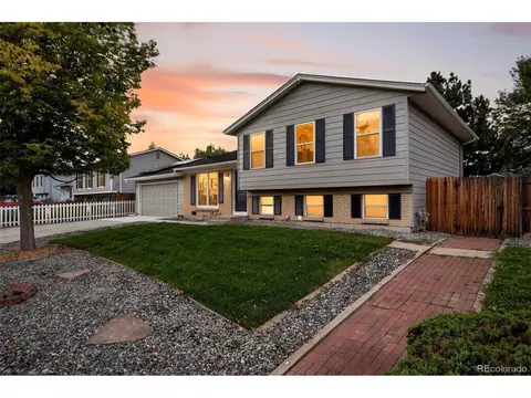 1622 S Salida Way, Aurora, CO 80017