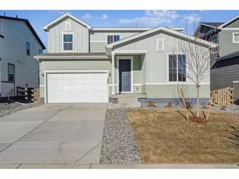 5891 Red Barn Ave, Longmont, CO 80504