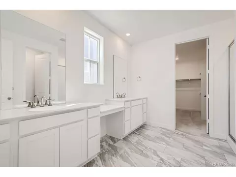 24471 Evans Dr, Aurora, CO 80018 photo 8