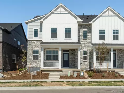 22341 E 7th Pl, Aurora, CO 80018 photo 2